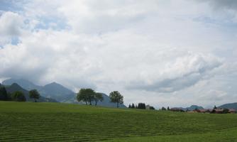 Bauernhof Oberhochstätt ein Gewitter ist im Anzug