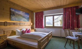 Pension_huettwirt_Huette_33_Koessen_Doppelzimmer_N