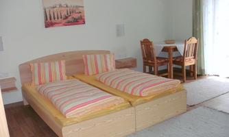 Apartment Sun Wohnschlafraum Balkon