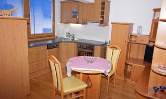 Appartement DeLuxe 2 - Küche und Essbereich