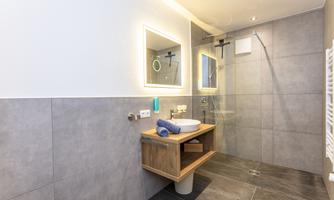 Heuberg Badezimmer 2