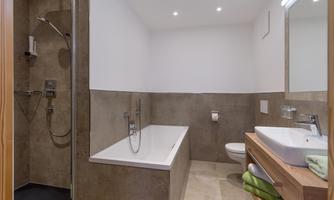 Fischerwirt_Hausbergstrasse_1_Walchsee_09_2021_Zim