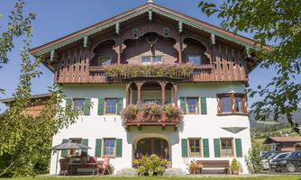 Leindlhof_Huette_40_Koessen_Haus_aussen_1_web