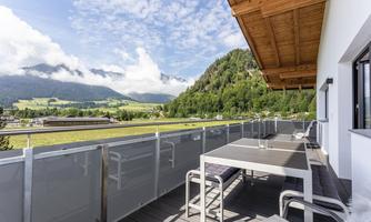 Pyramidenspitze Balkon