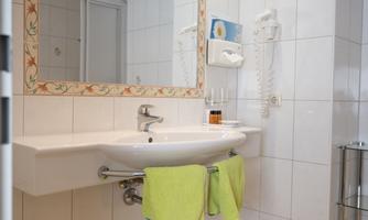 Juniorsuite KAT-C Badezimmer