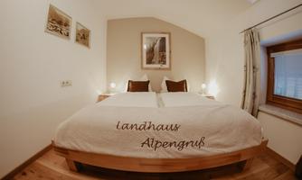 Schlafzimmer Kogl Alpengruß