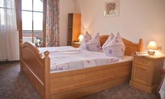 Draxlhof, Mosberg, Schlafraum 1