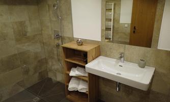 4C193398-6ECC-44FC-982F-5CE14F0B7FC7