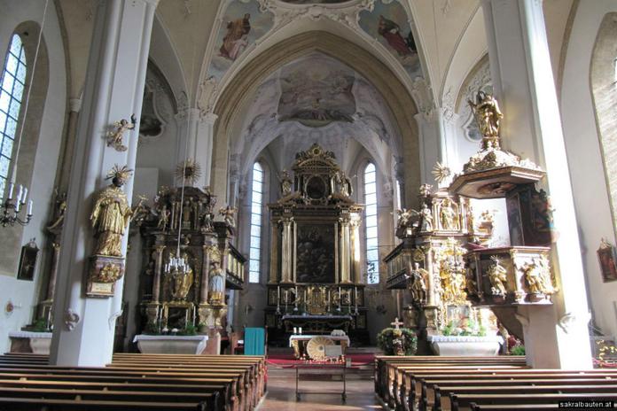 Pfarrkirche "Zum Heiligen Andreas"