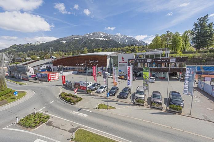 Eislaufen im Sportpark Kitzbühel