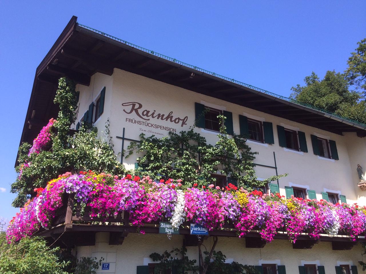 Rainhof, Pension