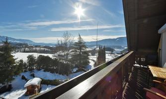Balkon Theresa - Blick auf die Winterlandschaft