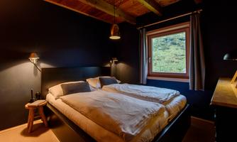 In bedroom 1 there is a cozy double bed.