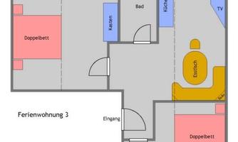 This floor plan shows the layout of a holiday apartment. It includes a living room, two bedrooms, a bathroom, a kitchen, and a balcony.