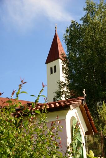 Kirche St. Laurentius in Lieserhofen
