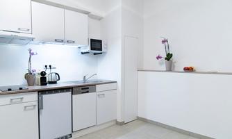 Guest kitchen