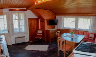 Landhaus-Widmeyer_Fewo7_Essbereich-1