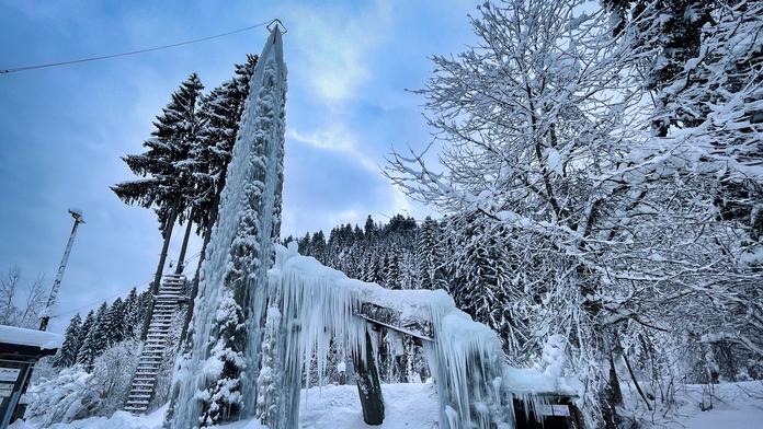 Eiskletterturm