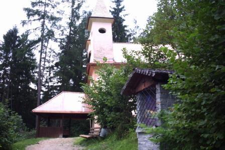 Kalvarienbergkirche mit Lodron´scher Gruft