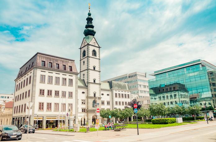 Klagenfurter Dom & Domplatz
