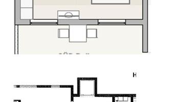 The plan shows the arrangement of rooms in a suite. The living and sleeping areas are located at the top, while a detailed room layout is at the bottom.