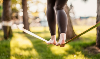 Slackline, Gleichgewichts- & Koordinationstraining Beispielbild