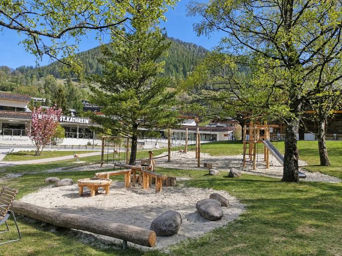 Kinderspielplatz Dorfplatz Bad Kleinkirchheim