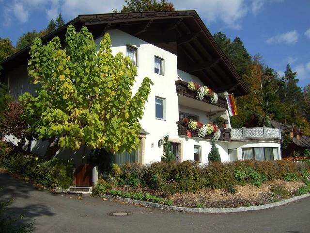 Ferienhaus Annenheim Apartment Burgblick Ferienwohnung  Ossiacher See