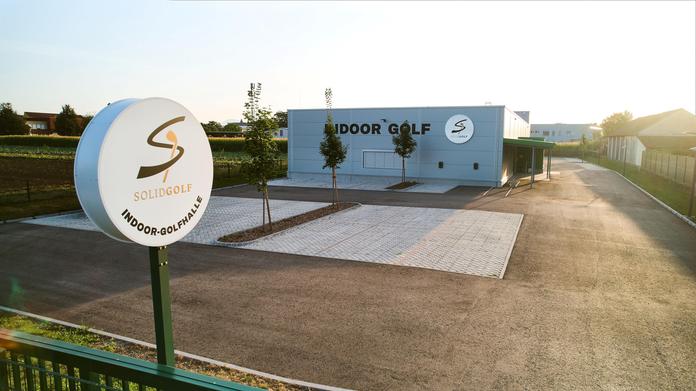 Solid Golf - Indoorgolfanlage