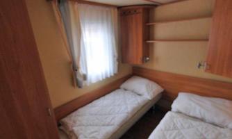 Zweite Schlafzimmer mit 2 Einzelbetten