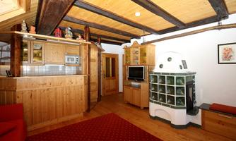 Living space ****App. Type L with kitchen and tiled stove (example of living)