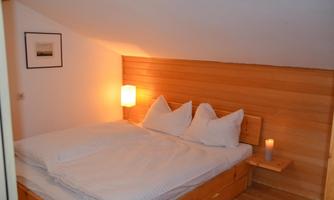 Schlafzimmer2