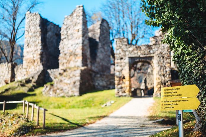 Burgruine St. Leonhard "Gomarn"