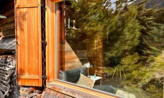 Wonderful views from the kitchen over the alpine pasture and the meadows.