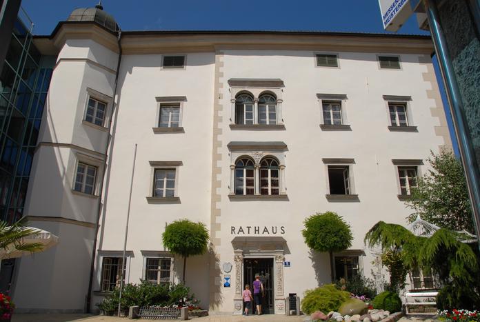 Rathaus Khevenhüller-Stadtschloss