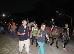 Fackelwanderung mit Ponys und Pferden Fackelwanderung mit Ponys und Pferden