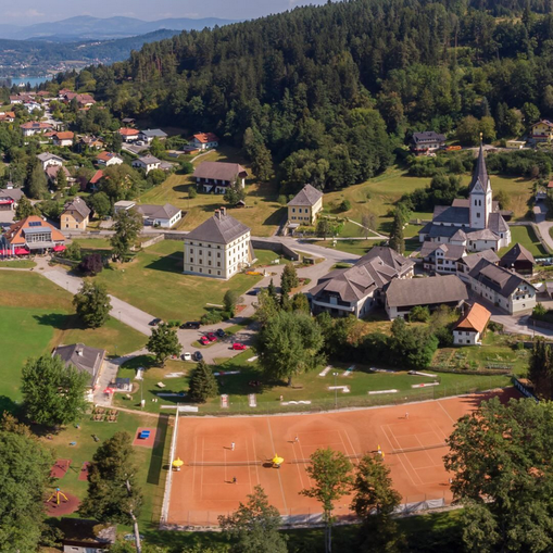 Sportzentrum - Tennis, Minigolf, Tischtennis