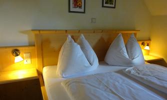 Schlafzimmer Wohnung 2