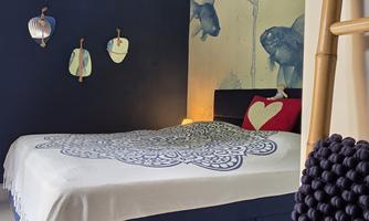 DZ Lake Magic, modern room with direct garden access