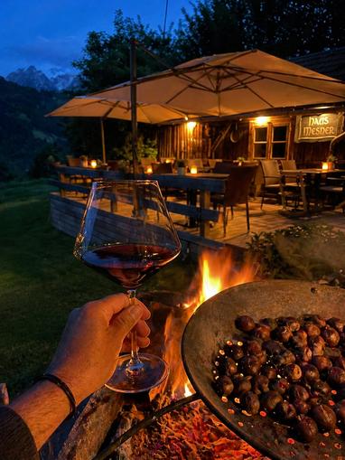 Wein & Maroni am Genusshof Mesner