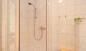 Zimmer_2_Dusche