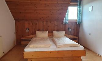 Schlafzimmer Lärchenwald 1