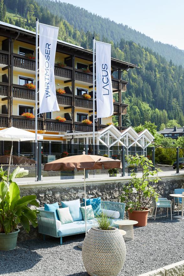 LACUS . Hotel am See
