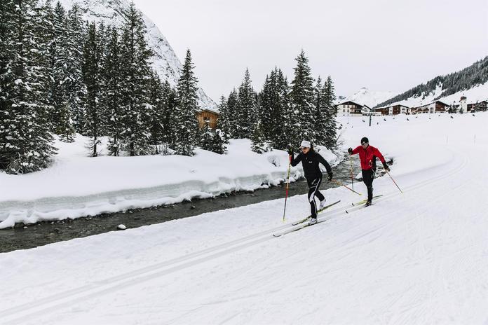 Arlberg Free Moving - Die erste Spartenskischule für Langlauf