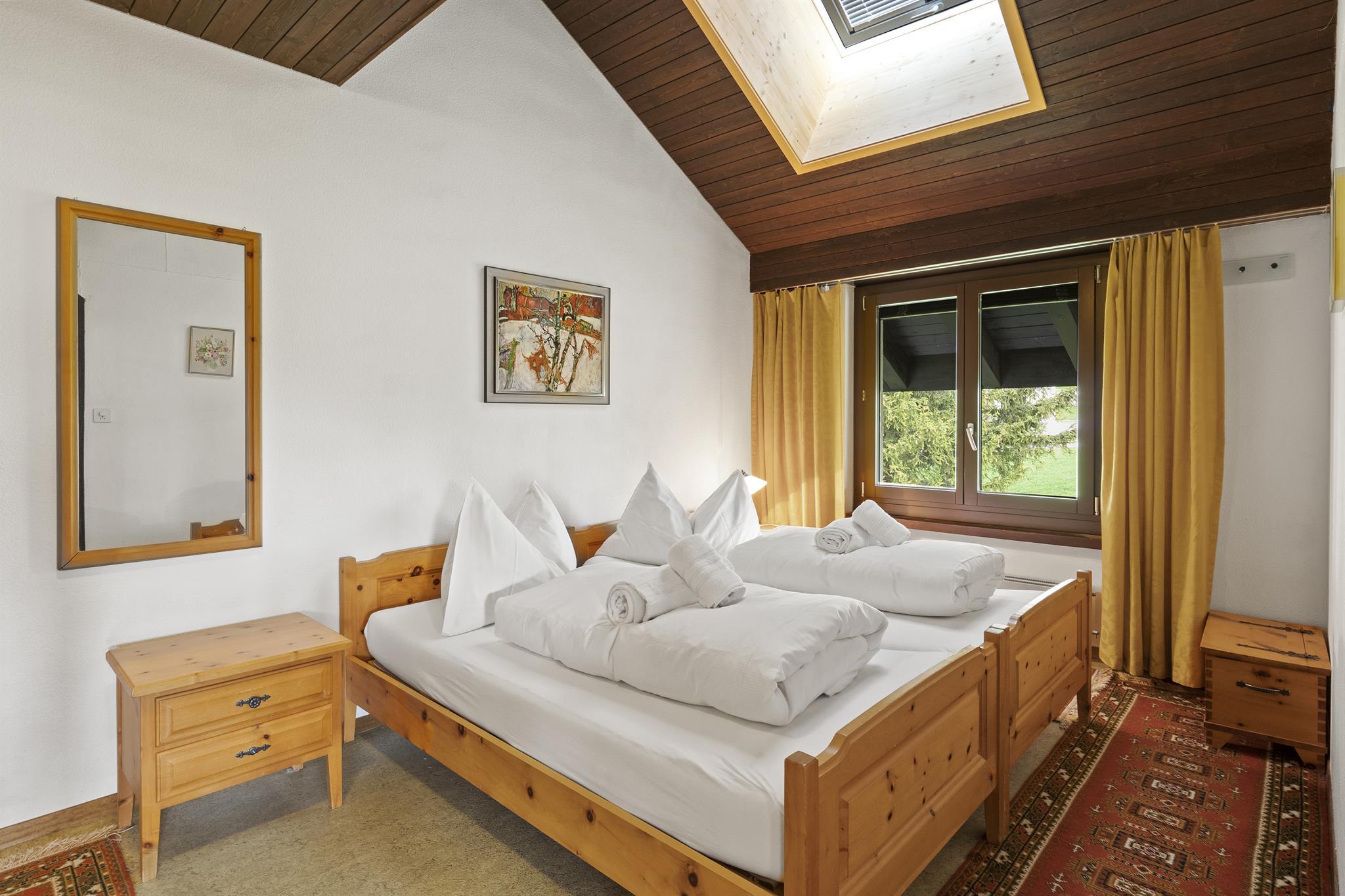 Schlafzimmer mit Doppelbett Schlafzimmer mit Doppelbett