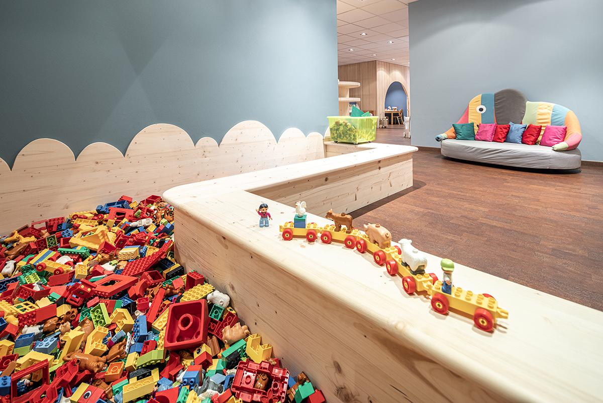 hotel-valbella-resort-arosa-lenzerheide-kids-inn-k hotel-valbella-resort-arosa-lenzerheide-kids-inn-k