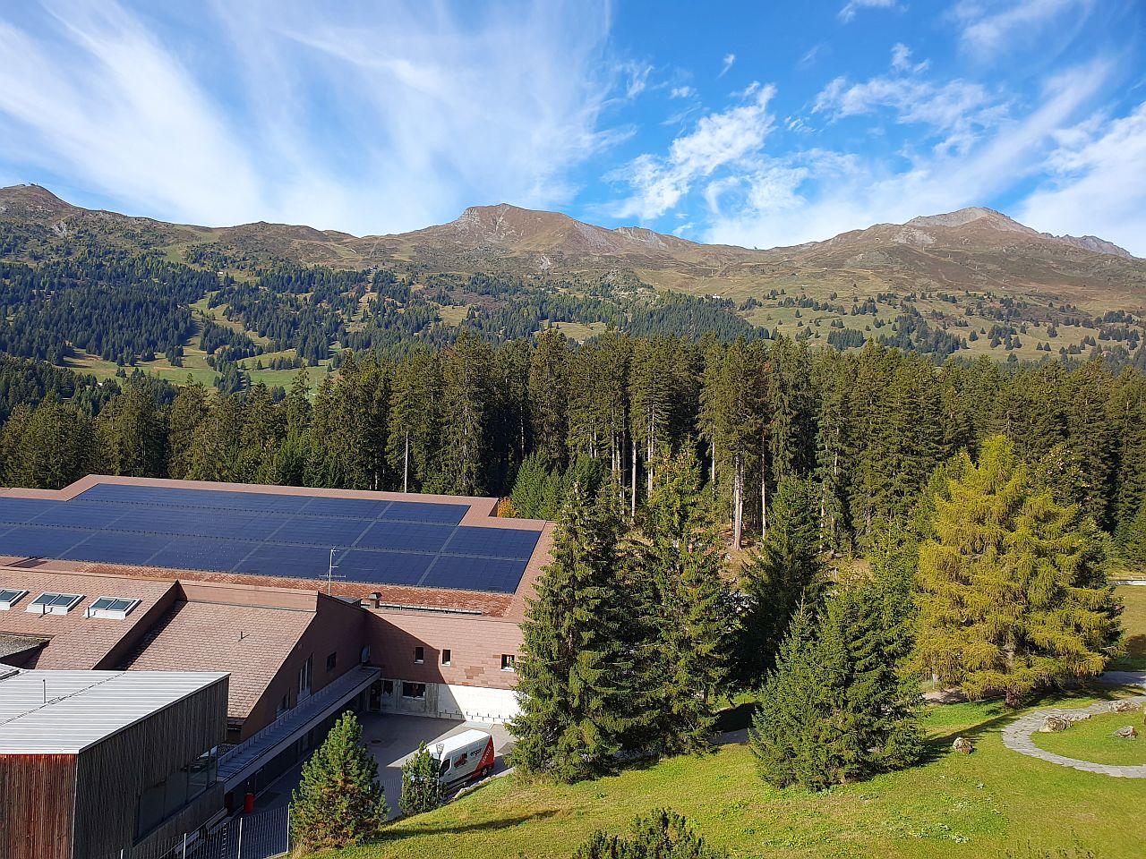 Aussicht vom Wohnzimmer/Balkon aus Aussicht vom Wohnzimmer/Balkon aus
