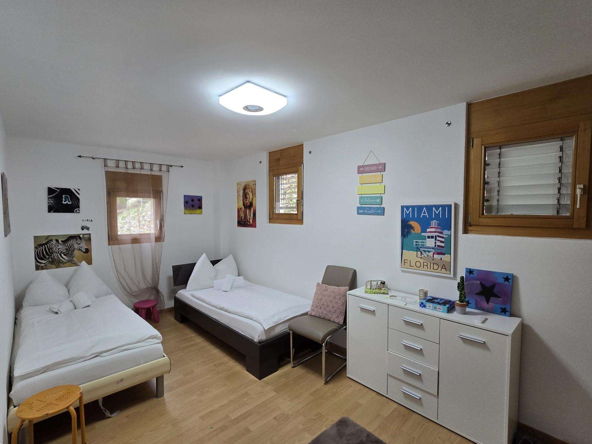 Zweibettzimmer Zweibettzimmer