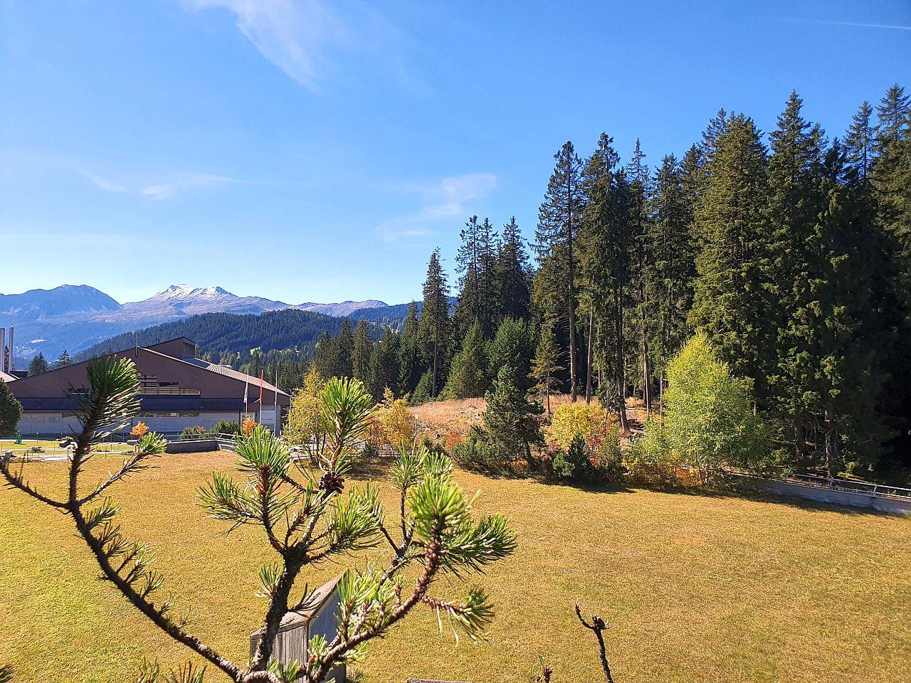 Aussicht vom Wohnzimmer/Balkon aus Aussicht vom Wohnzimmer/Balkon aus