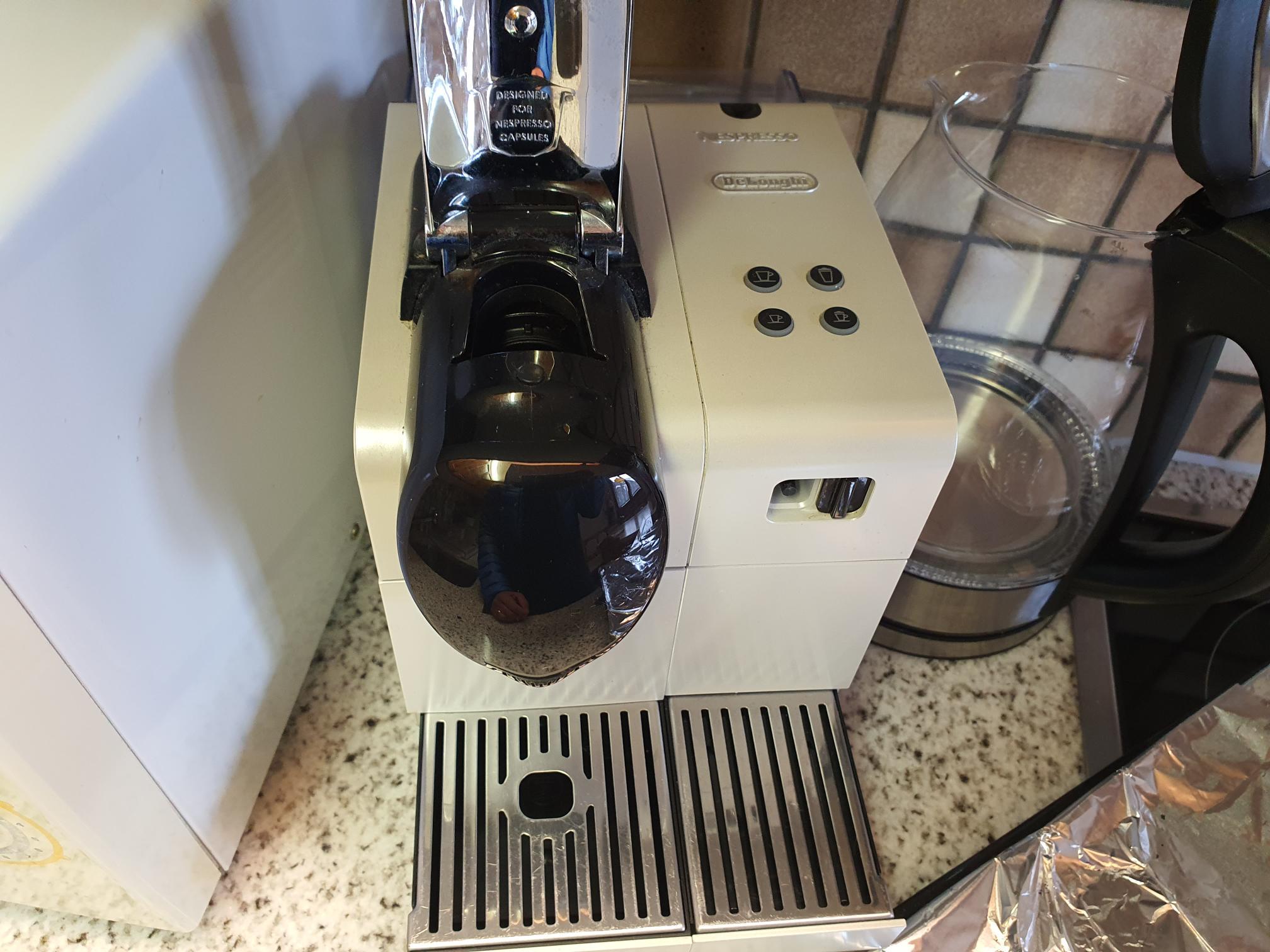 Nespresso coffee capsule machine Nespresso coffee capsule machine